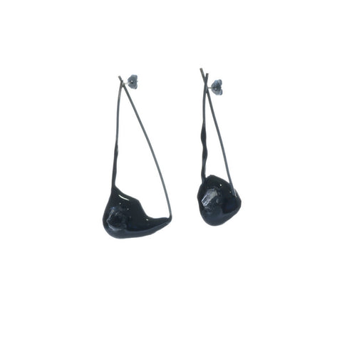 long hanging earrings in oxidised silver, Quartz, resin, one of a kind, by Izabella Petrut, in Vienna