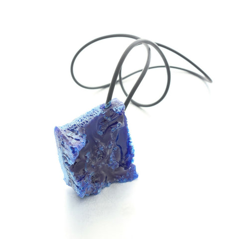 Dramatic blue resin necklace