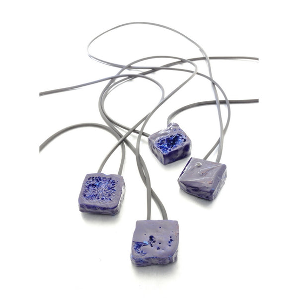 Minimal blue resin necklaces, with silicon and resin