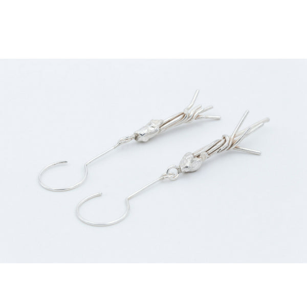 schöne einzigartige silberne hängenden Ohrringe. Bestes Geschenk für sie. Izabella Petrut