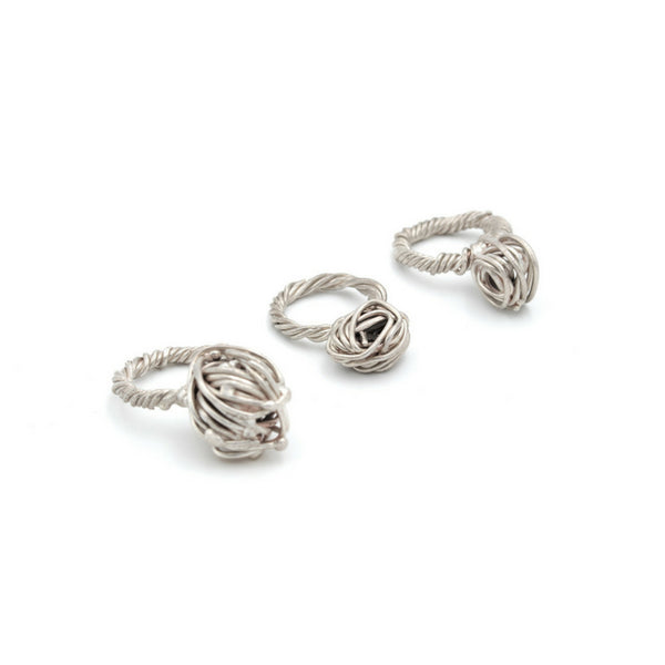 spectacular sculptural silver rings handcrafted in Vienna by artist Izabella Petrut